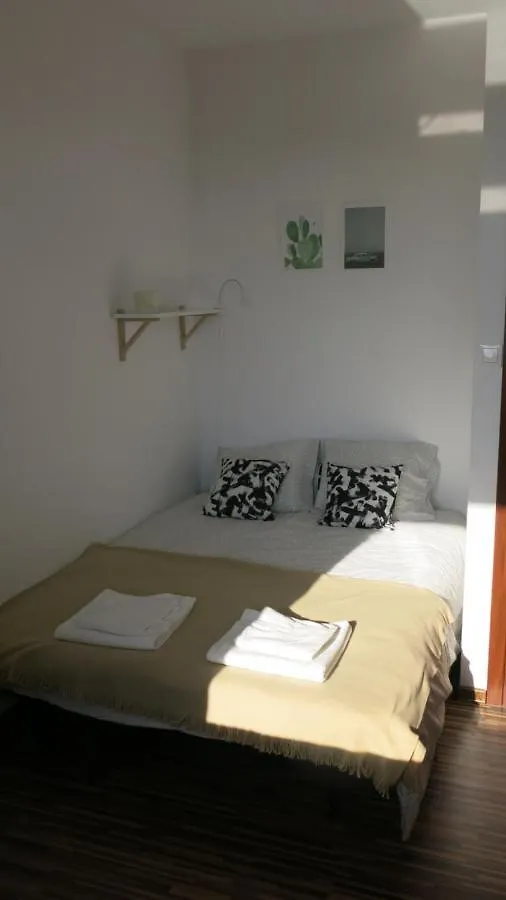Vitalia Apart Rooms Bobrowiecka Warsaw