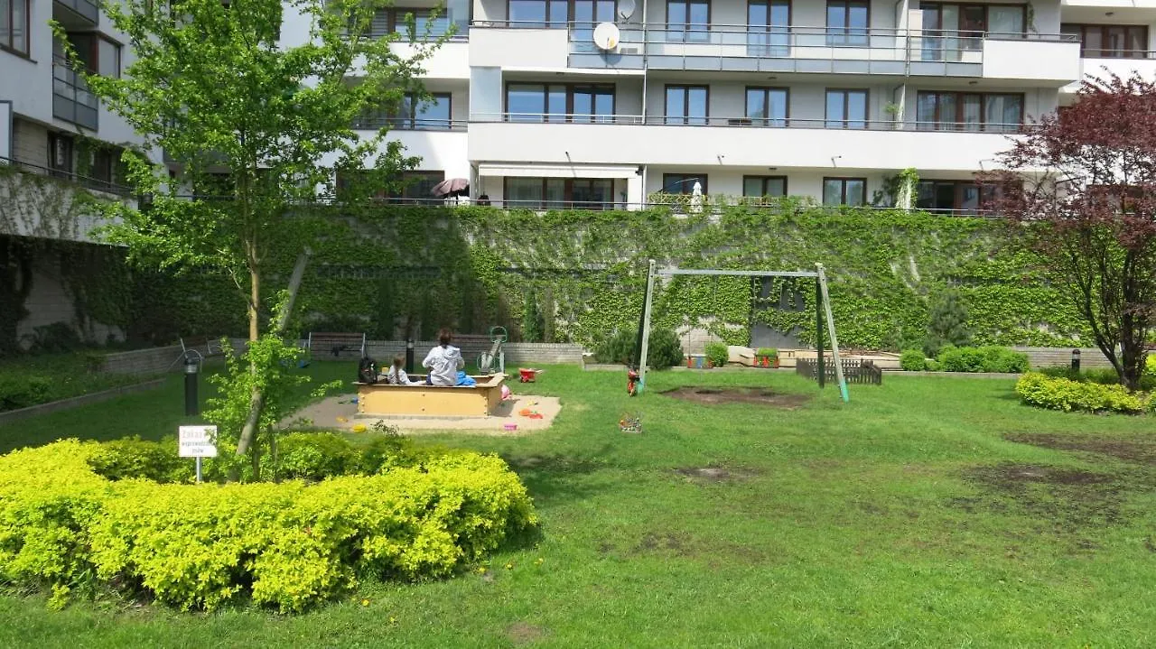 Vitalia Apart Rooms Bobrowiecka 바르샤바